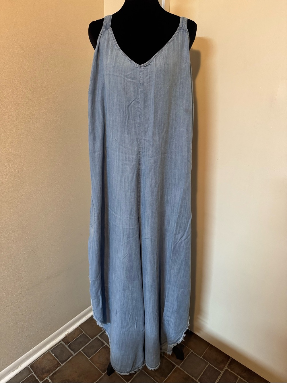 Lane Bryant Chambray Wide Leg Jumpsuit Distressed Fringed Hem Plus 22/24W - Picture 2 of 9
